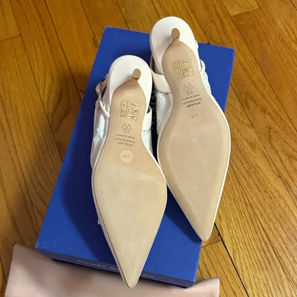 Stuart Weitzman Cream Pointed Toe Heels - Picture 5 of 7